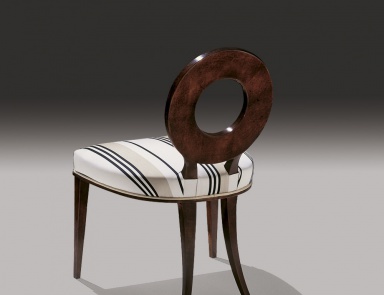 Chair with frame in natural wood, Tura