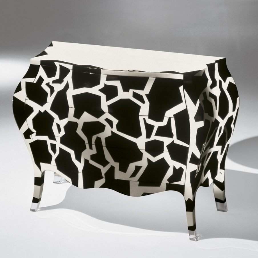 A dresser made of wood Pezzato, Tura