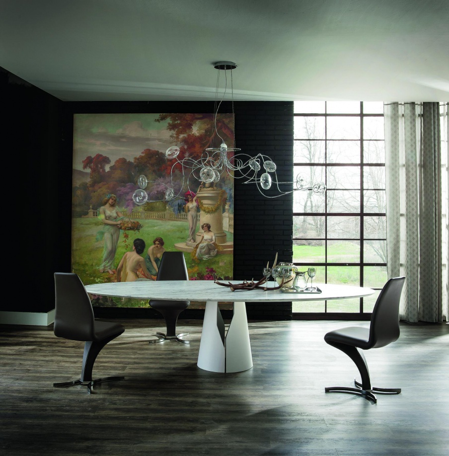 The Giano dining table, Cattelan Italia
