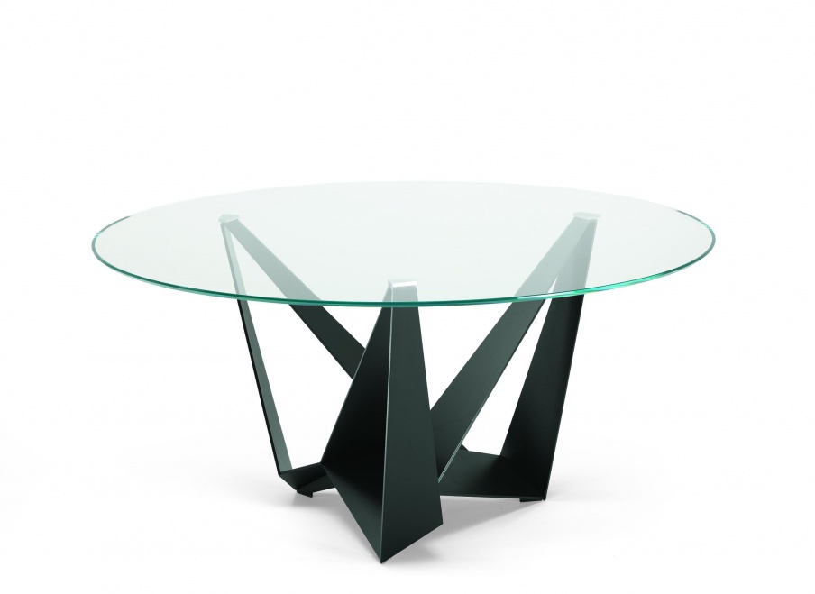 The Skorpio Round dining table, Cattelan Italia