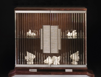 Showcase natural wood, Tura