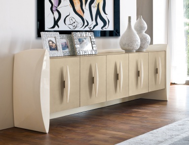 A snack bar made from natural wood, Tura