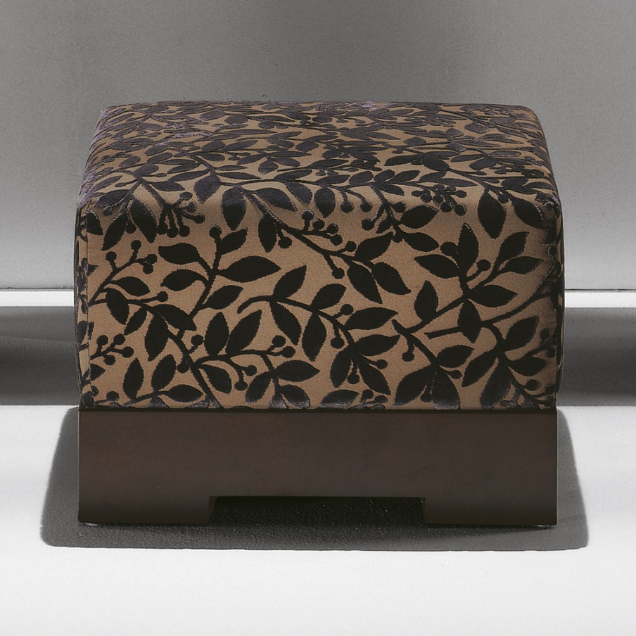 Pouf with frame in natural wood, Tura
