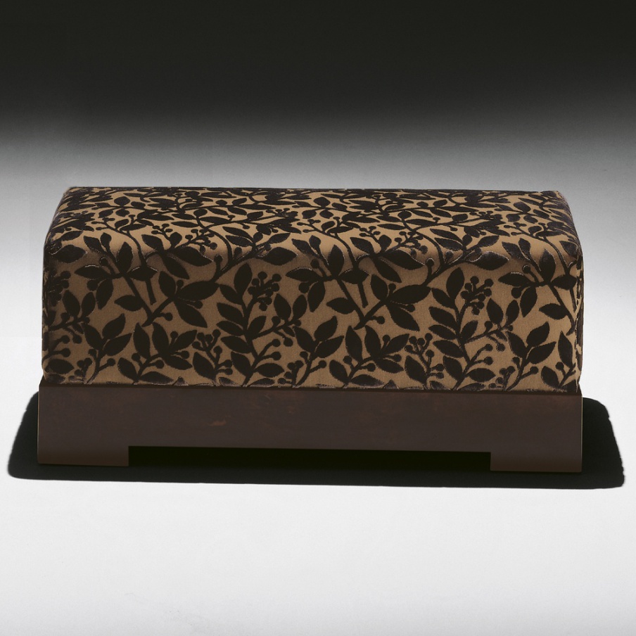 Pouf with frame in natural wood, Tura