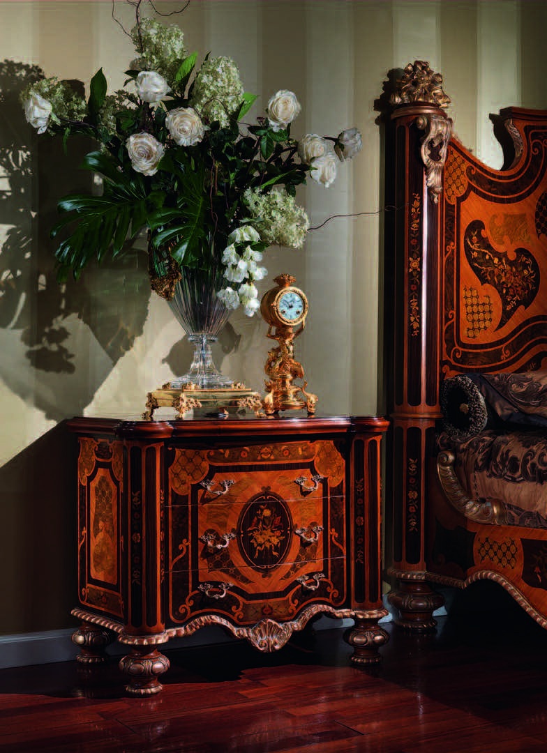 Bedside table made of solid wood, Armando Rho