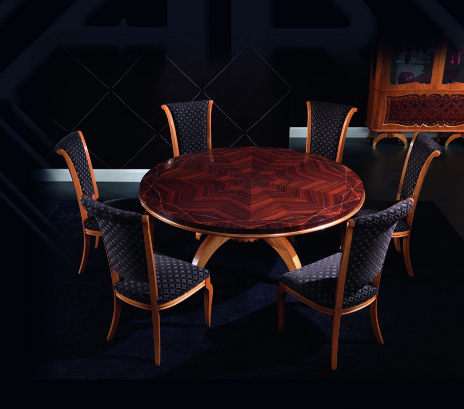 Dining table made of solid wood, Armando Rho