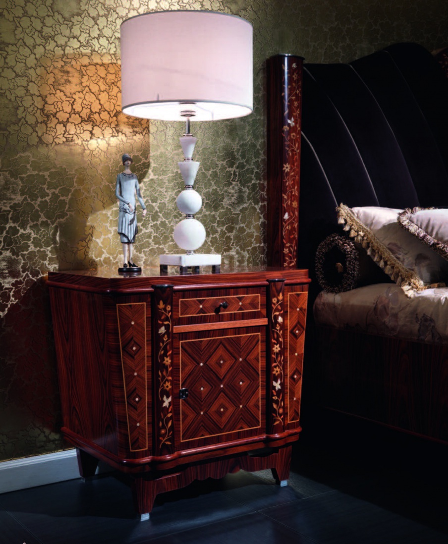 Bedside table made of solid wood, Armando Rho