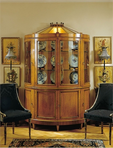 A sideboard with a semicircular facade - Provasi