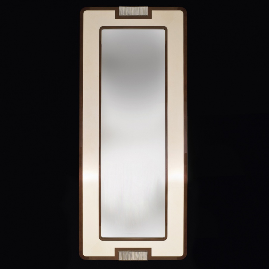 Outdoor mirror, Tura