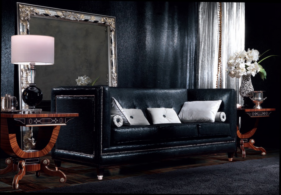 Three seater sofa in leather upholstery, Armando Rho