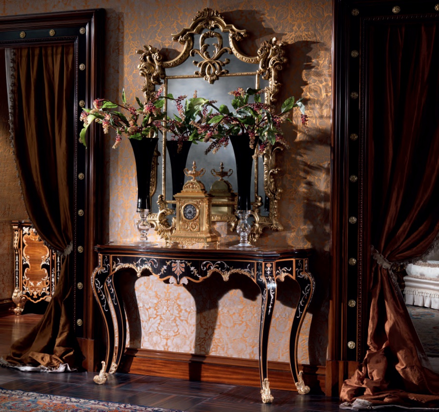 The console is made of solid wood, Armando Rho