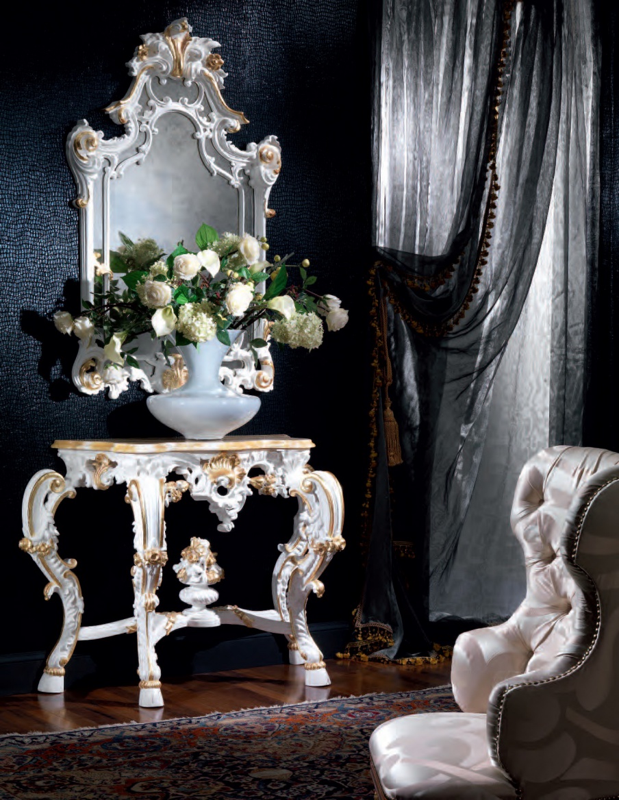 The console is made of solid wood, Armando Rho