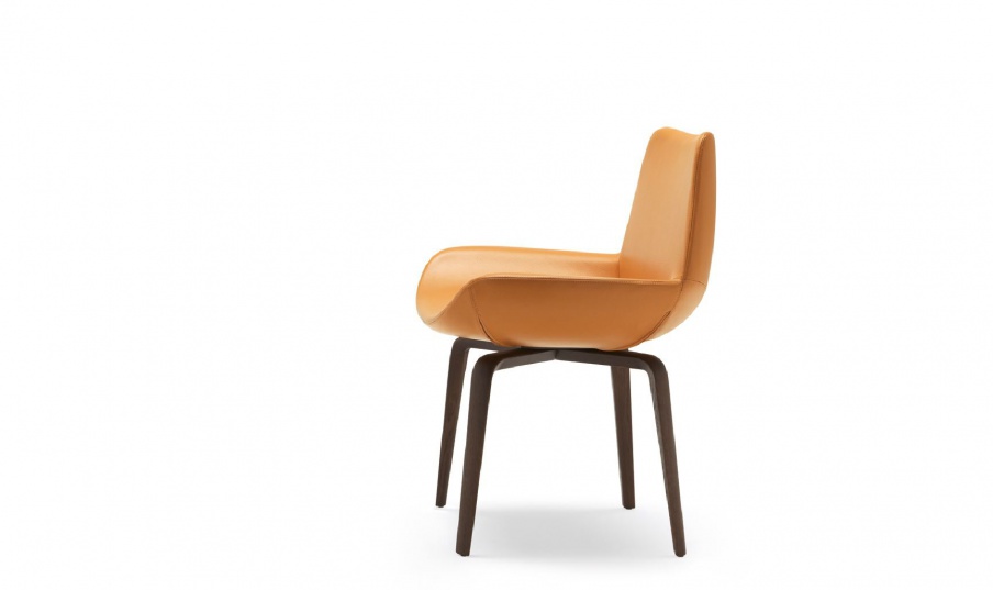 Chair in the style of the avant-garde in orange'archetto, MisuraEmme