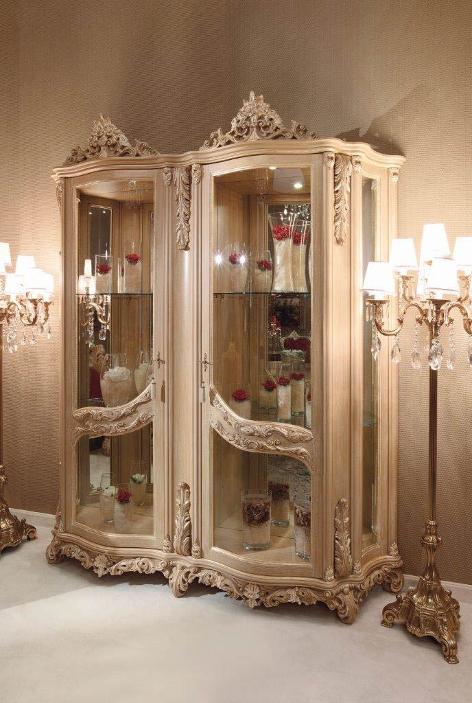 Showcase made of solid wood, Fratelli Radice