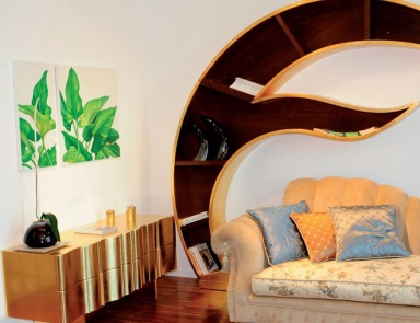 Daybed with a shaped backrest Elena, Le Classique