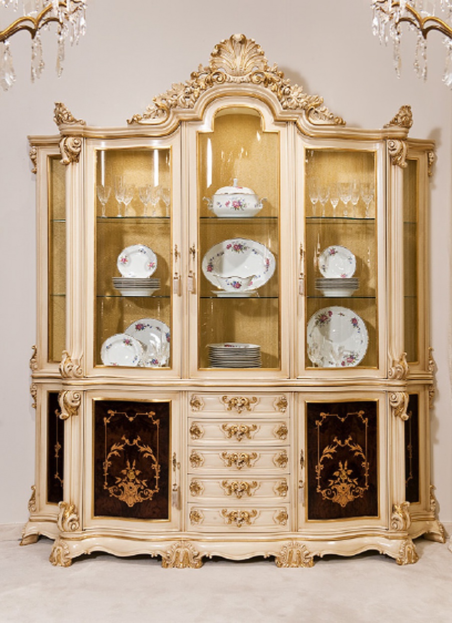 A sideboard made of solid wood, Fratelli Radice