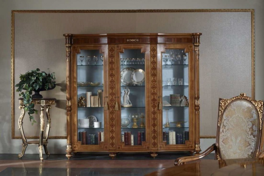 For dining room set solid wood, Bianchini