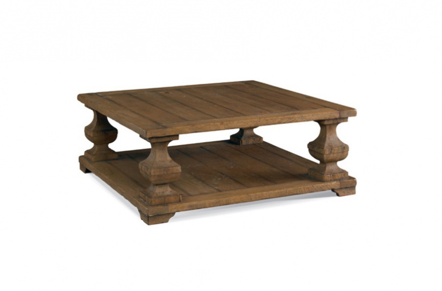 Table square, Precedent