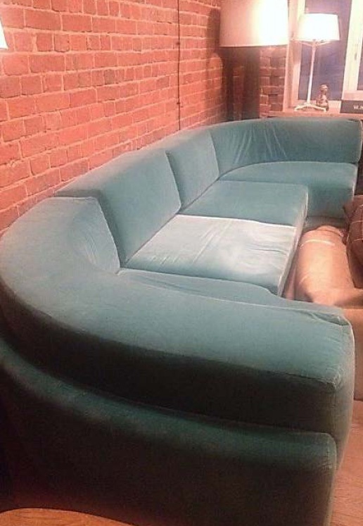 The modular sofa Modenature