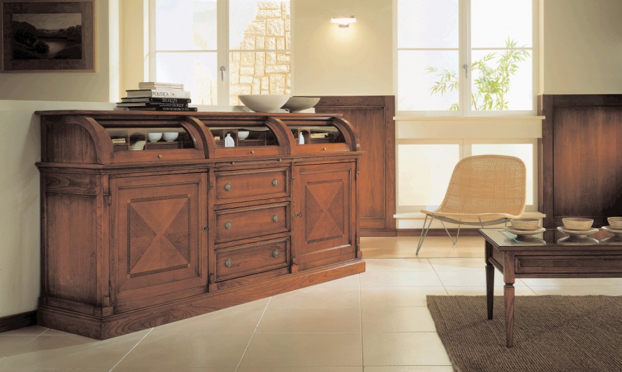 Sideboard credenza with a frame made of wood, Avenanti