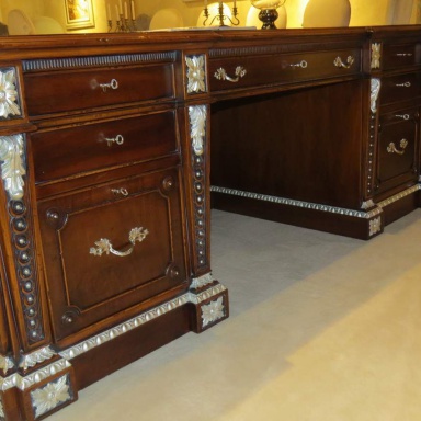 Desk by Francesco Molon