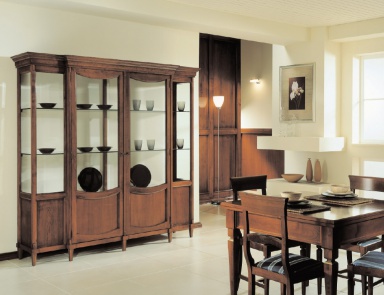 Showcase four-section, Avenanti