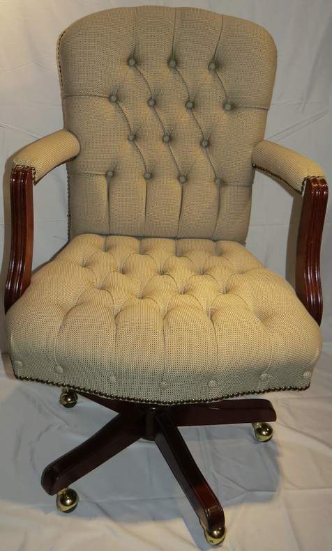 The chair on a rotating basis, Francesco Molon