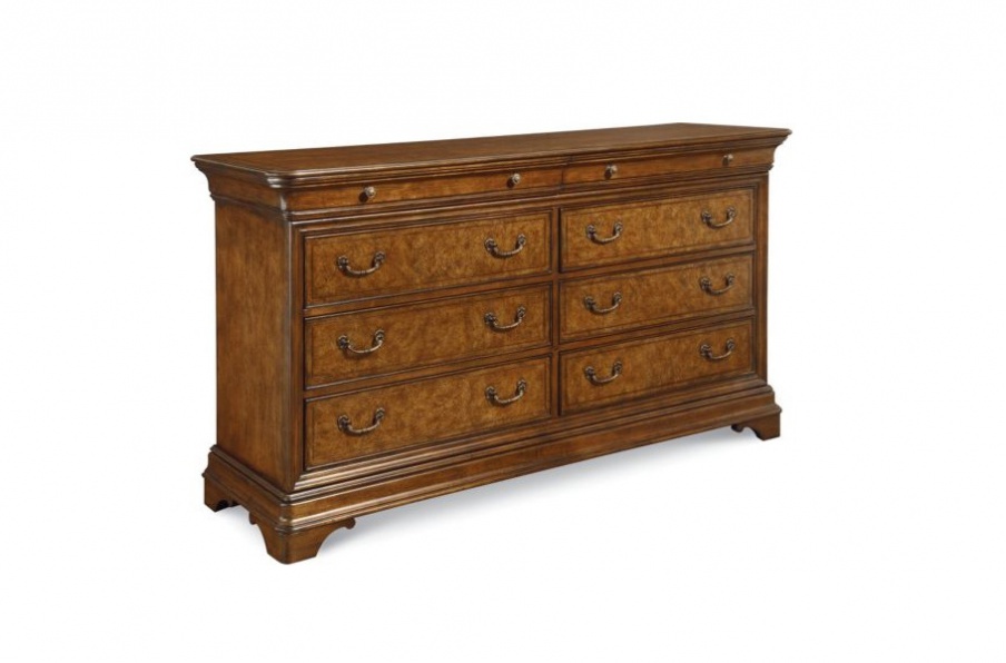 Dresser with eight drawers, Thomasville