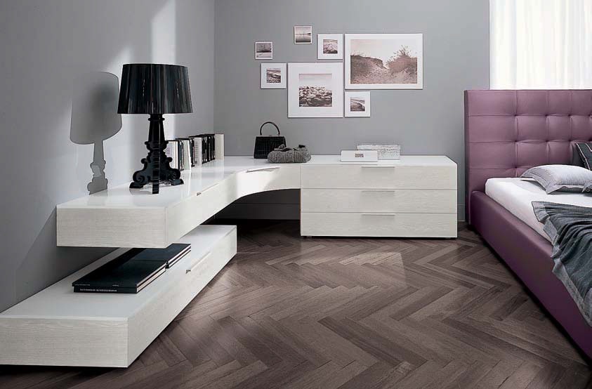 A container for storing Link on a frame of wood ash, Cenedese