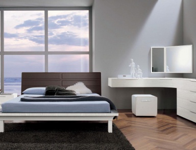 The PCF Link on a frame of solid wood, Cenedese