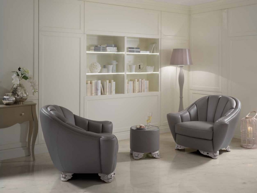 Chair in leather upholstery Batterfly Cut, Piermaria