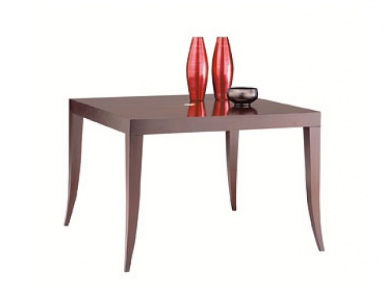 Square dining table, Selva