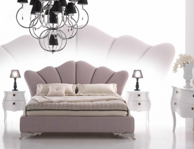 Double bed corona, Piermaria