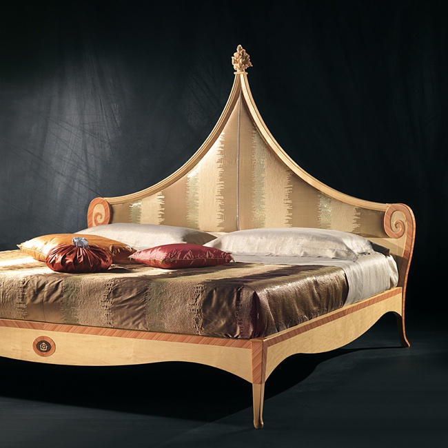 Double bed LE11KB "SISSI" with high headboard, Carpanelli