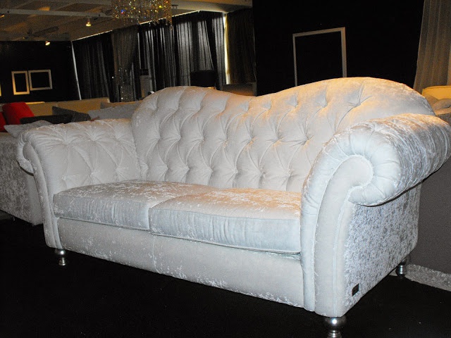 Three seater sofa Matilde, Epoque