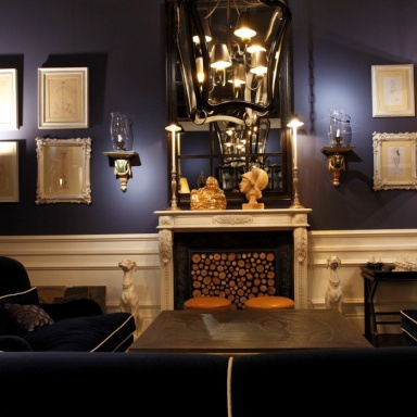 The console for the fireplace Chelini