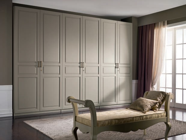 Bench made of natural wood, De Baggis 