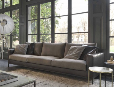 Lancaster triple sofa, Giulio Marelli. 