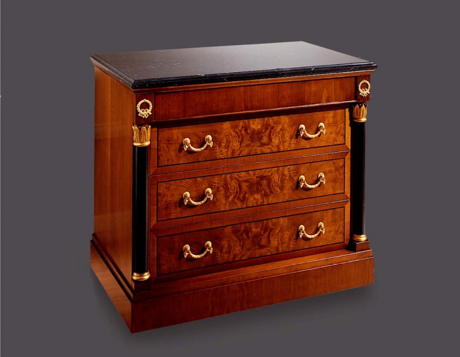 A Chest Of Drawers Impero, Busnelli Adamo