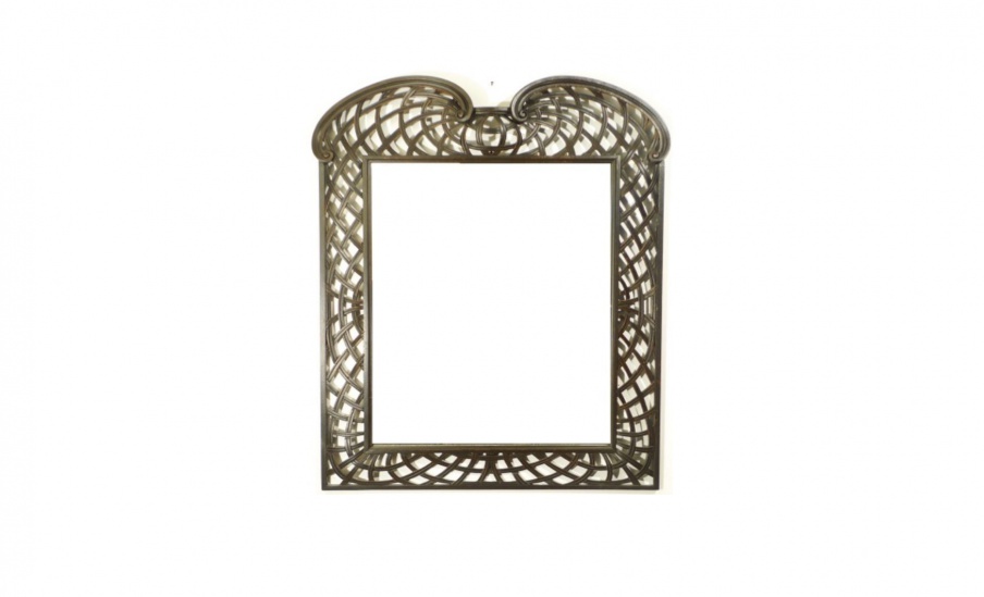 The mirror wall made of solid wood, Chelini