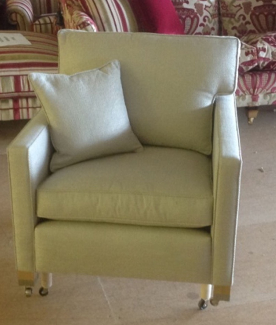 A chair on wheels, Hopper, Duresta