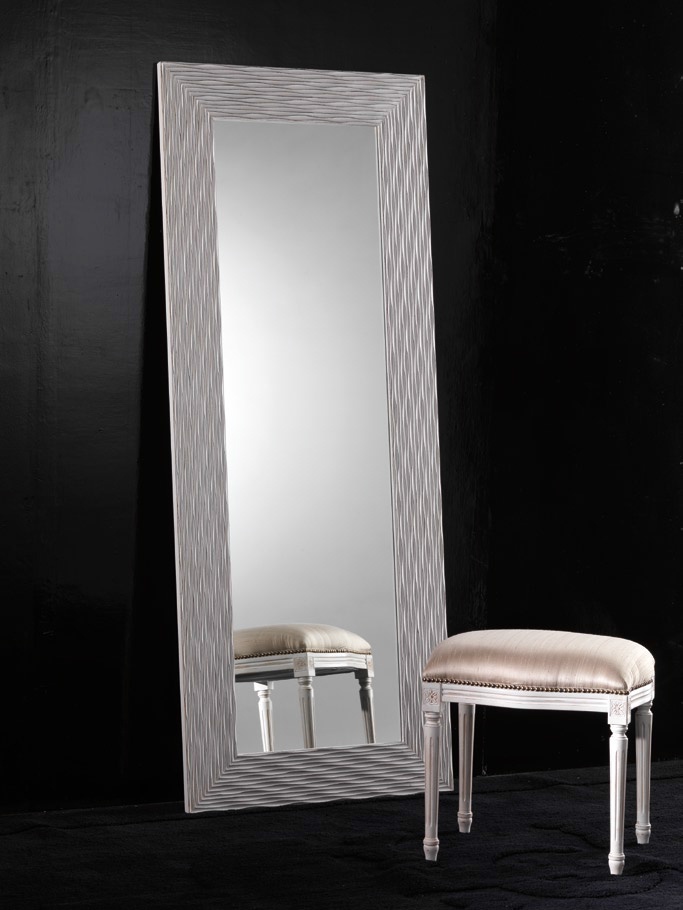Large wall mirror, Spini