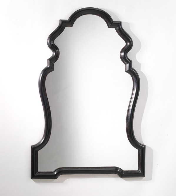 The mirror is figured, Spini