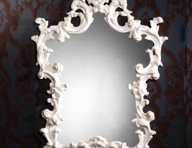 Figured wall mirror, Spini