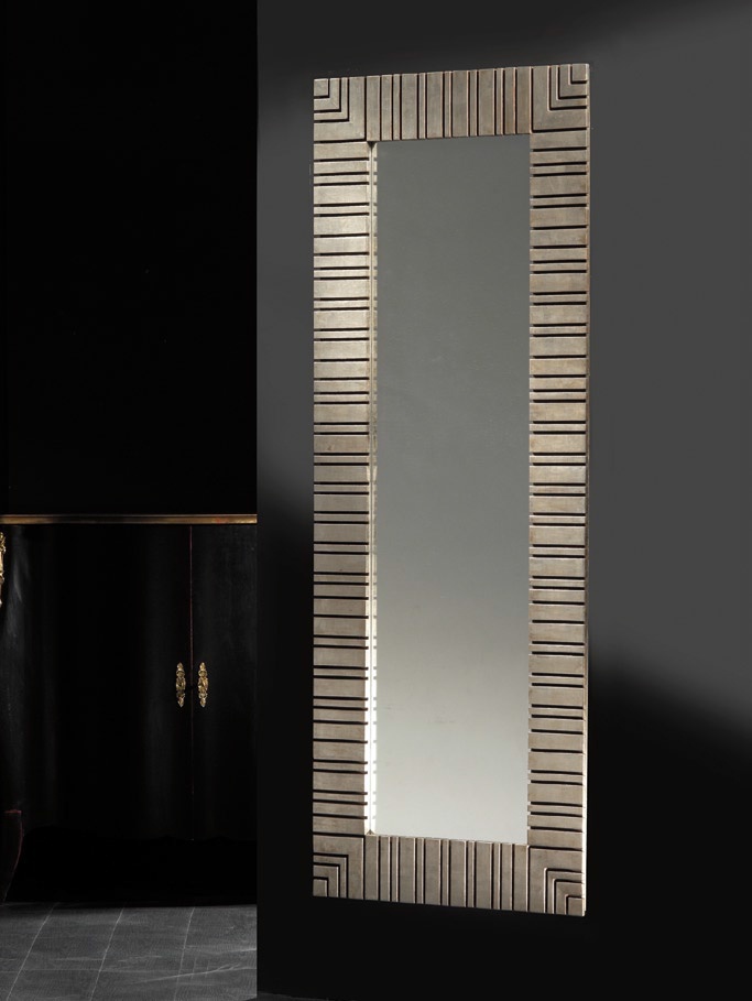 A mirror in a frame pattern with stripes, the Spini