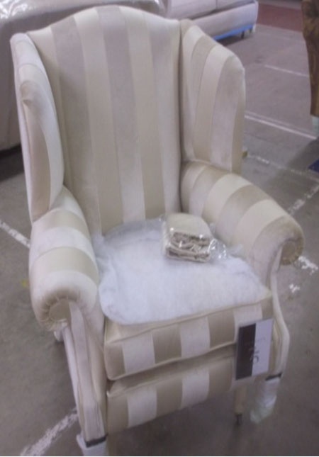 The chair high back Wing of Somerset, Duresta