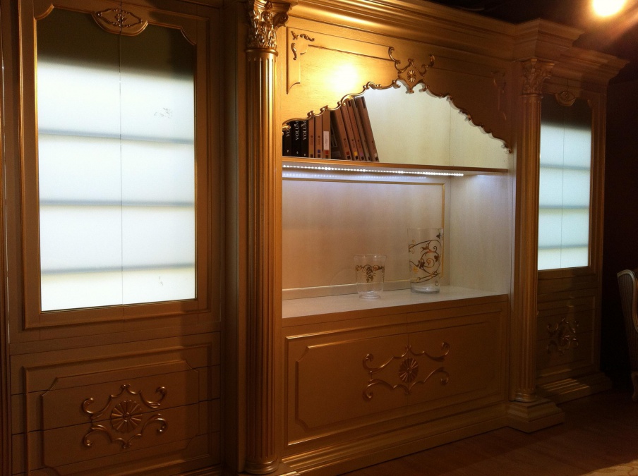 Wall for books, Palmobili