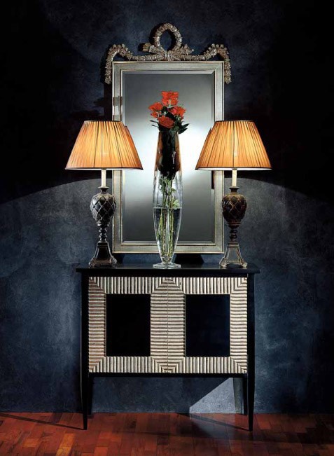 A chest of drawers in veneer of ebony Ambiance, Сasali