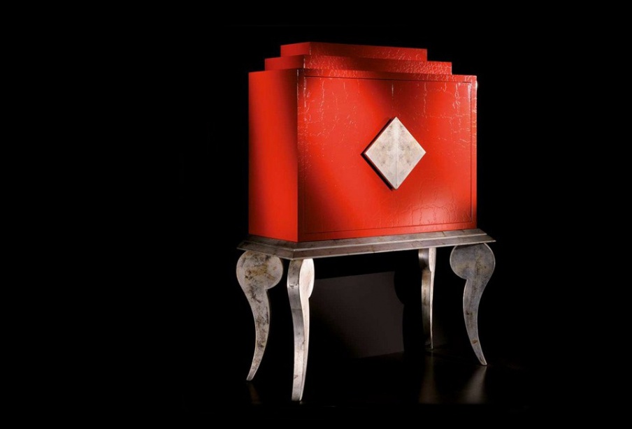 Dresser in red in the style of art Deco, Casali