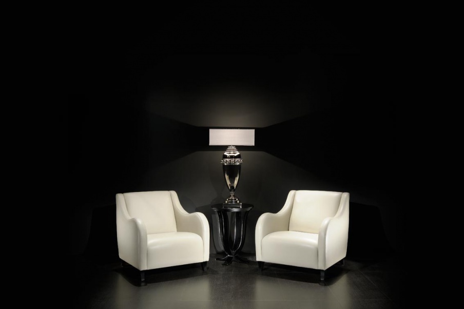 Chair in upholstery leather, Casali